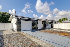 Interior - Stroll to Dtwn: Delray Beach Home w/ Outdoor Oasis (Delray Beach)