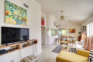 Apartment (1 Bedroom) | Interior - 1 Block to Beach: Biloxi Hidden Gem w/ Gulf View (Biloxi)