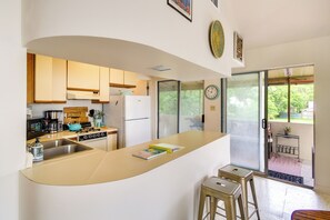 Apartment (1 Bedroom) | Interior - 1 Block to Beach: Biloxi Hidden Gem w/ Gulf View (Biloxi)