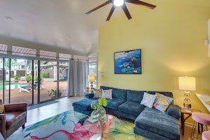 House (2 Bedrooms) | Interior - Walk to Beach! Romantic 'deja View' Apt in Biloxi (Biloxi)