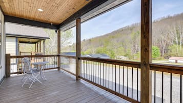 House (3 Bedrooms) | Front of property