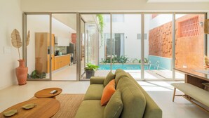 Ảnh chưa phân loại, 3 trong số 39 ảnh, nút