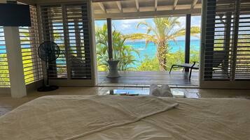 3 bedrooms, in-room safe, free WiFi, bed sheets