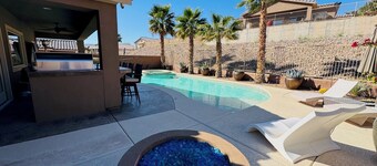 Sunstone Escape | Pool + Hot Tub | 3BR | 9 Min to Sports Complex | $510 Free Activities
