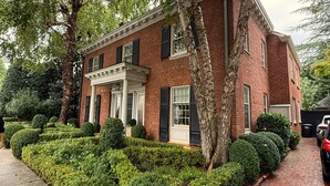 Exterior - Stately Kalorama Home 4BR 4.5BA (Washington)