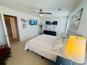 3 bedrooms, desk, iron/ironing board, WiFi - 3 Bedroom Town House Perfect for Furniture Market or High Point University (High Point)