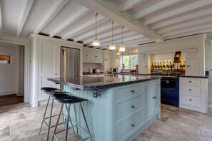 Private kitchen - Drift Cottage, Salthouse, Norfolk (Salthouse)