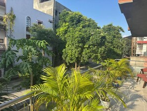 Apartment | Property grounds - Fortune Home Service Apartment Sector-72 (Noida)