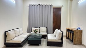Apartment, City View | Living area | 42-inch Smart TV with digital channels - Fortune Home Service Apartment Sector-72 (Noida)