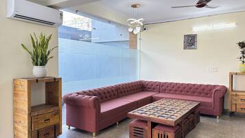 Sala de estar en el lobby
