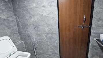 Chambre Double Deluxe, vue ville | Salle de bain