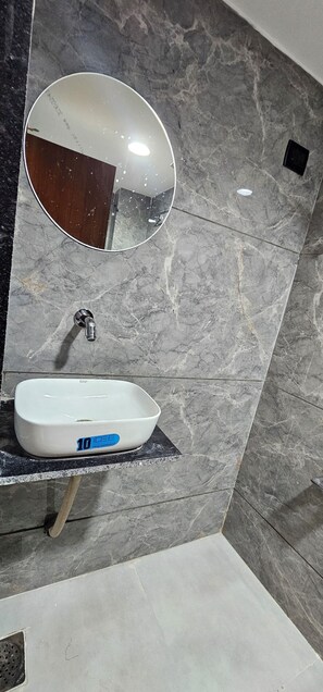 Bathroom - Hotel Ram Villa (Ahmedabad)