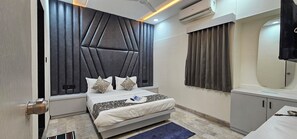 Room - Hotel Ram Villa (Ahmedabad)