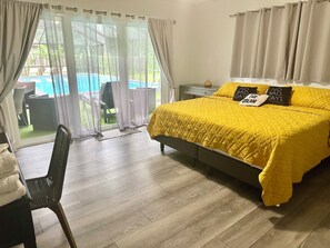 Room - Miami Private Tropical Oasis (North Miami Beach)