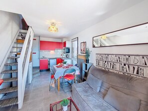 Living area - Le Lamparo by Interhome (Port Leucate)