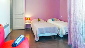 Unclassified image, 4 of 31, button - Le chant de la mer by Interhome (Fréjus)