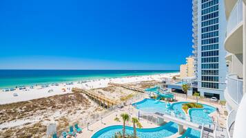 Condo, 4 habitaciones | Alberca