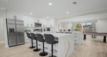 Harbor Island - 4900 Shoreview Ct 3 Bedroom Home