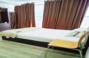 Basic Double or Twin Room - Hotel Living International  (Dhaka)