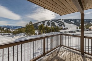 Property grounds - New to Market! Ski in/Ski Out Big Sky Resort (Big Sky)
