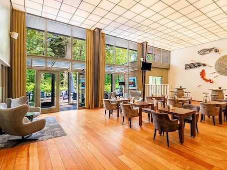 Restauration. Peaceful Nature Unit Near Het Zandenbos Heated Pool Dog Friendly