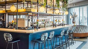 Bar (in der Unterkunft)