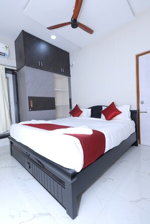 Apartamento de lujo, balcón, vistas al río