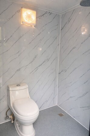 Bathroom - Tiny Luxe Retreat (North Miami Beach)