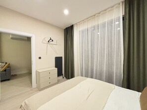 2 bedrooms, iron/ironing board, free WiFi, bed sheets - Elegant 2BR Residence in Şişli – Modern Living (Istanbul)