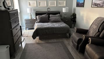 3 chambres, fer et planche à repasser, Wi-Fi gratuit, draps fournis