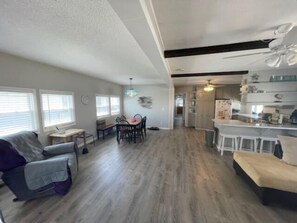 Living area - 3 BR 2 BA located in the Montego Bay Community, 2 Pools Tennis. Pets welcome (Unknown)