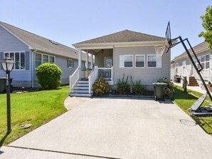 Exterior - 3 BR 2 BA located in the Montego Bay Community, 2 Pools Tennis. Pets welcome (Ocean City)