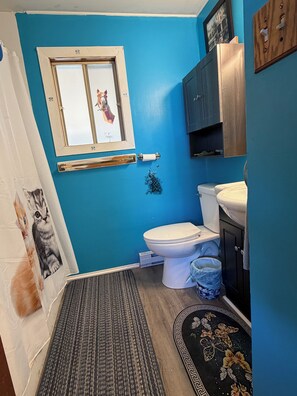 Bathroom - EcoZen | Peaceful Farm Stay Near St. Stephen | Pond, Trail, Retreat (Mayfield)