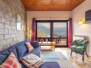 TV - A Moment of Peace by Interhome (Porto Valtravaglia)