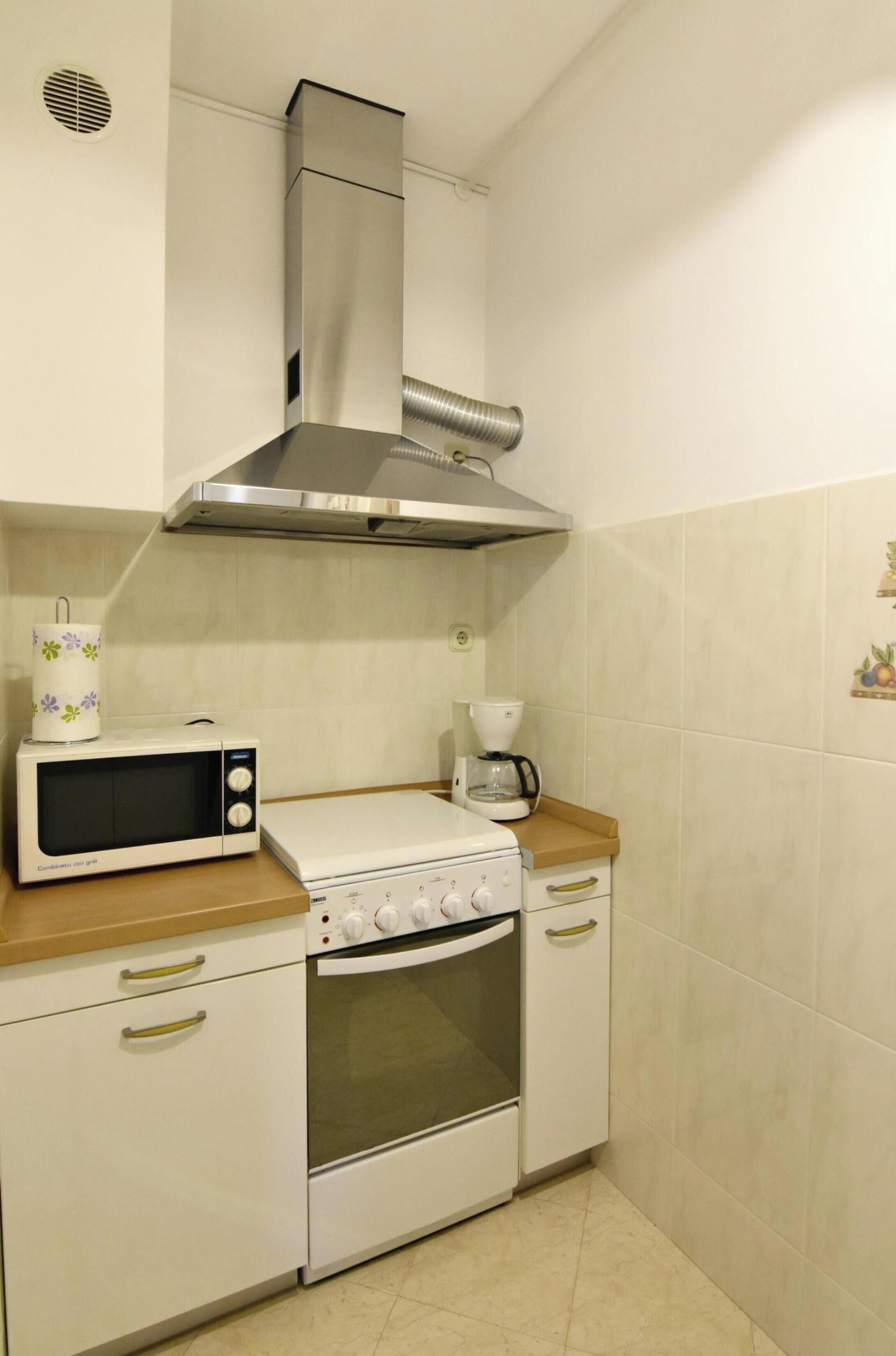Apartment, 2 Bedrooms, Patio, Garden View | Interior