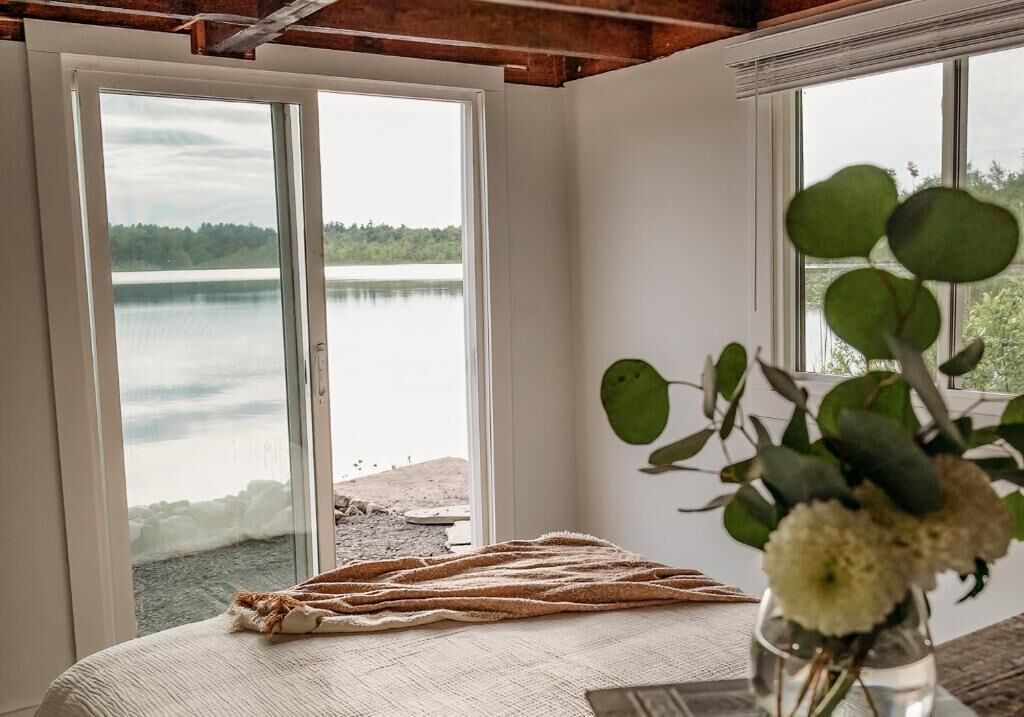 Deluxe Cottage, Patio, Lake View | Spa