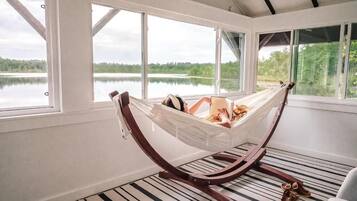 Casa de campo luxo, varanda, vista para o lago | Parte interna