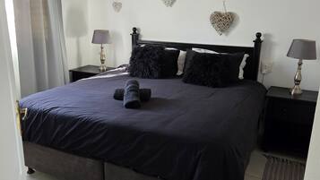 House, 3 Bedrooms, Balcony | 3 bedrooms