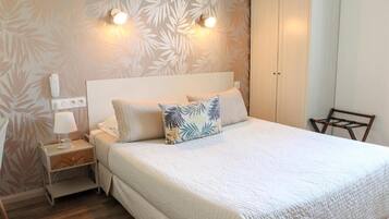 Soundproofing, iron/ironing board, free WiFi, bed sheets