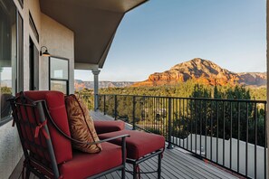 Property grounds - Red Rock Reverie: Heated Pool & Big Views (Sedona)