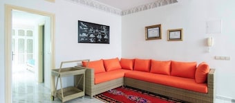 Beautiful villa with sea views in delightful Rabat