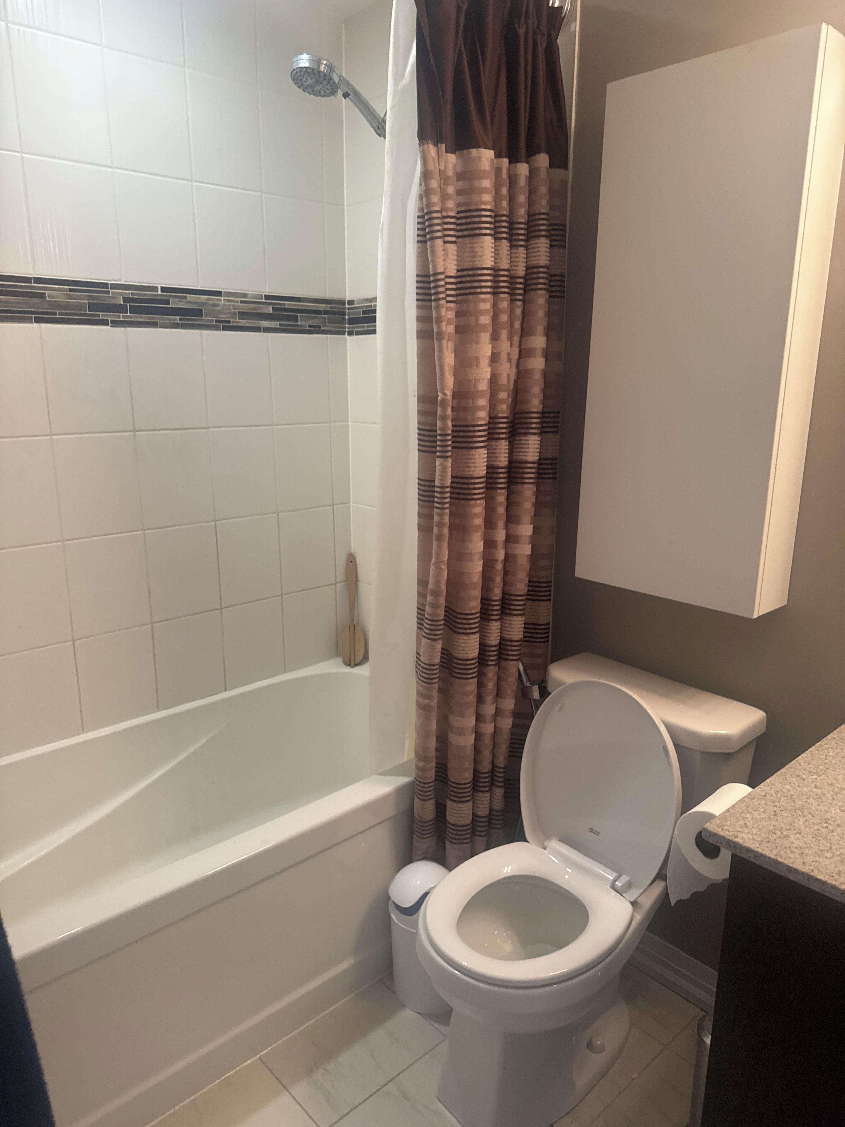 Towels, toilet paper