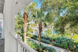 Property grounds - 🐚Pool + Hot Tub | Walk to Baytowne Wharf | Market Street Inn 232🐚 (Miramar Beach)
