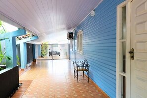 Terrace/patio - Cozy house in gated community Morada da Praia Recanto Lira (Bertioga)