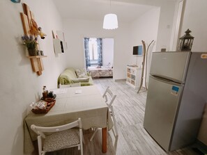 Interior - Comfortable one-bedroom apartment Aurora by the sea: Beach - 5 Terre - hiking - relaxation (San Terenzo)