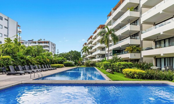 Pool - Puertarena condo w/ pool & elevator (Nuevo Vallarta)
