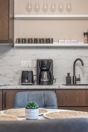 Dining - Velvet Escape - Relax & Comfort (Great Yarmouth)