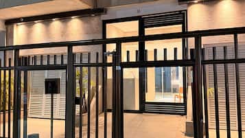 Perincian bahagian luar