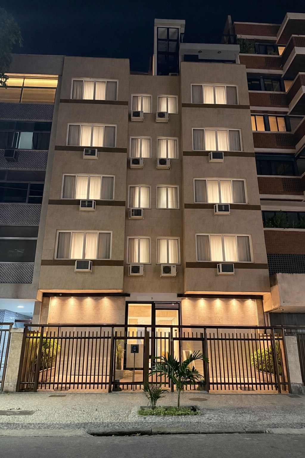 واجهة المنشأة