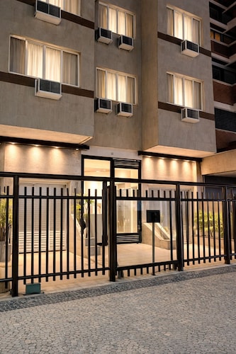 StayHome Ipanema Comfort 1min to Beach